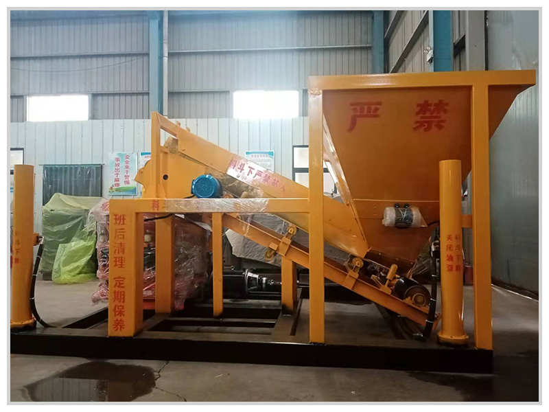 钩臂式<a href=http://www.sn521.cn/show/diaozhuang/ target=_blank class=infotextkey>喷浆机</a>组800-600实体图2.jpg